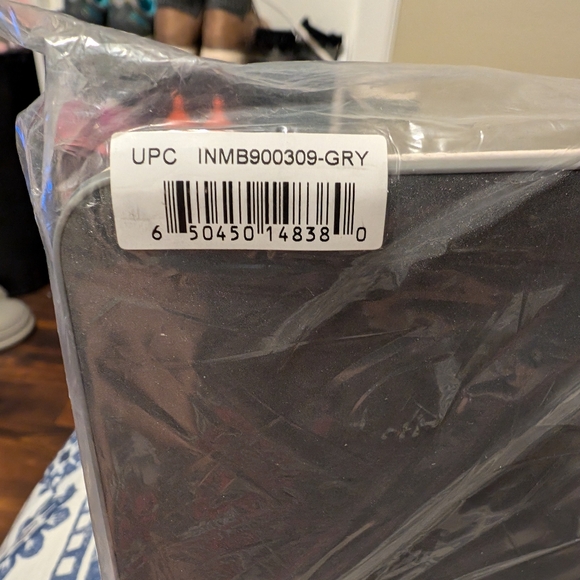 MacBook Pro Snap Jacket - Picture 4 of 6